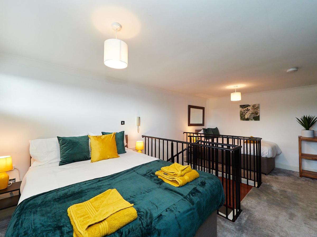 Emerald Suite - Two Story Duplex Apartment - Balcony - Contractors - Family - City Centre - Broadway Plaza - Five Ways - Sleeps 6 Birmingam Exterior foto
