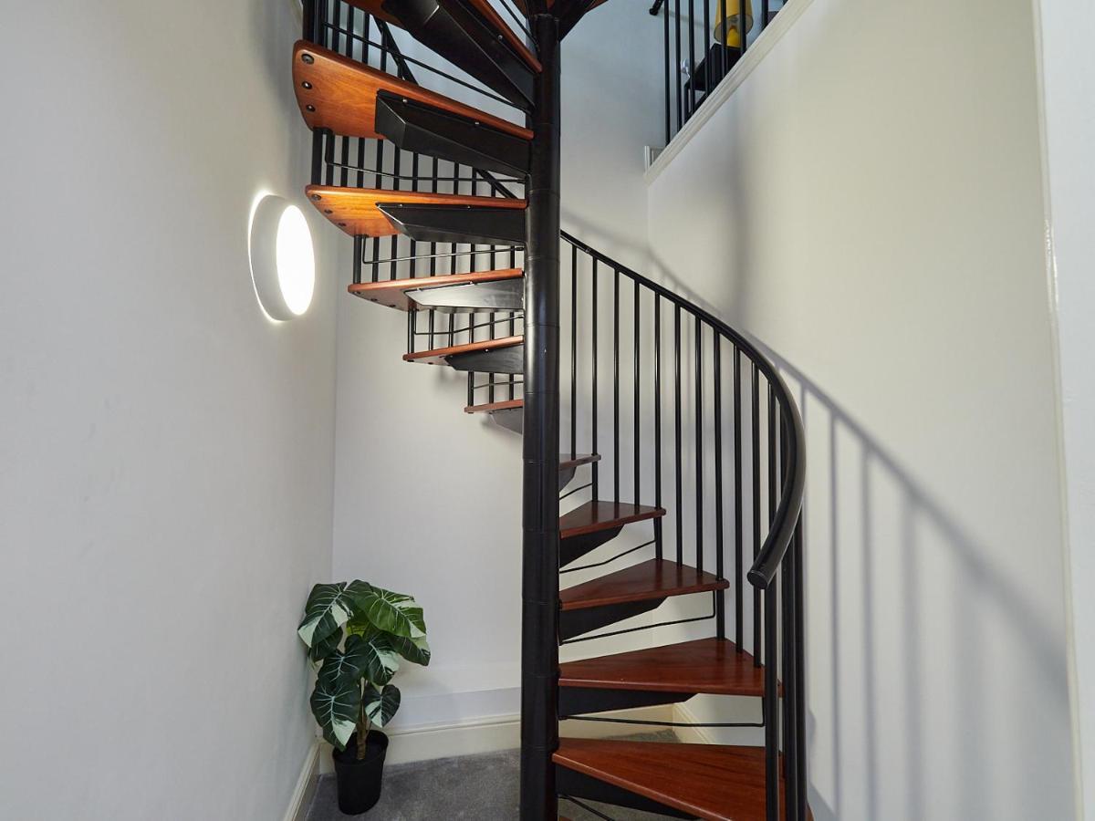 Emerald Suite - Two Story Duplex Apartment - Balcony - Contractors - Family - City Centre - Broadway Plaza - Five Ways - Sleeps 6 Birmingam Exterior foto