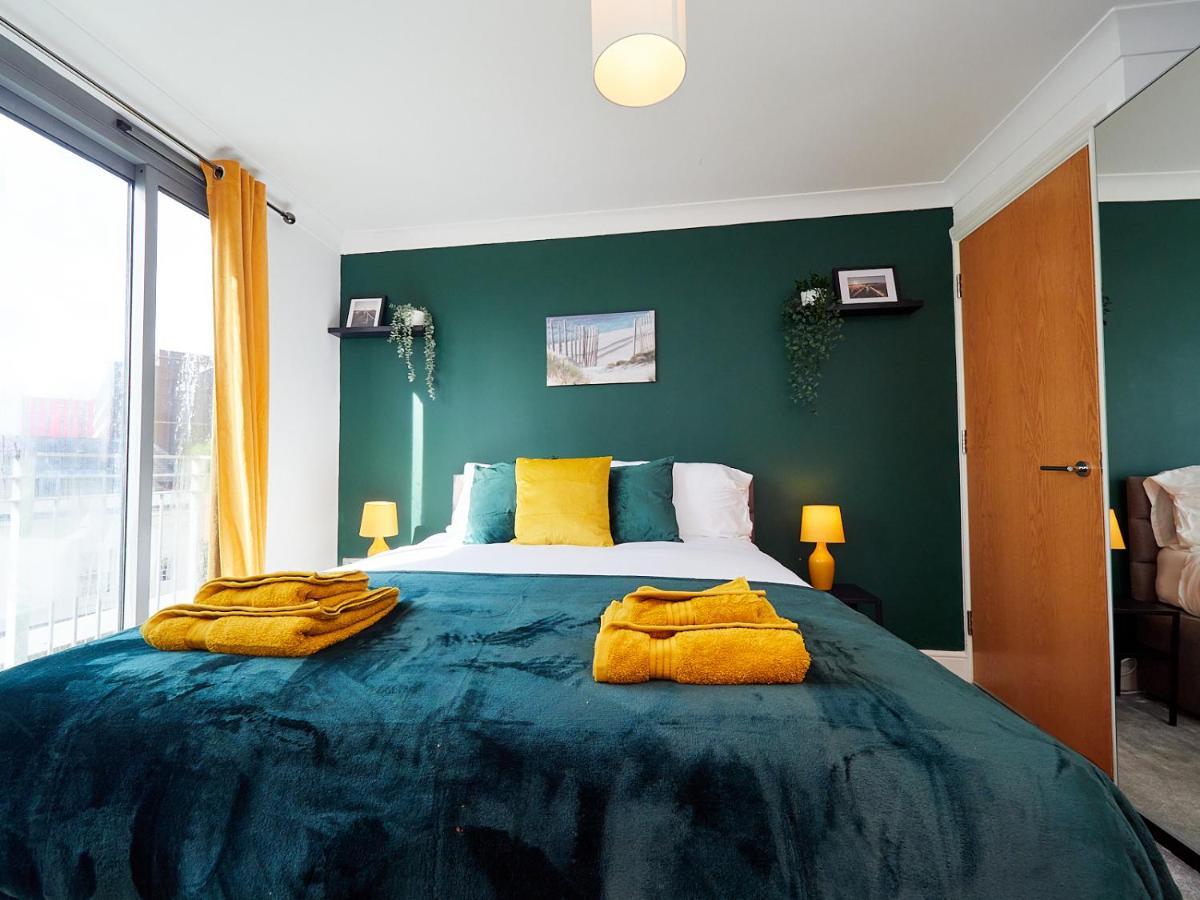 Emerald Suite - Two Story Duplex Apartment - Balcony - Contractors - Family - City Centre - Broadway Plaza - Five Ways - Sleeps 6 Birmingam Exterior foto
